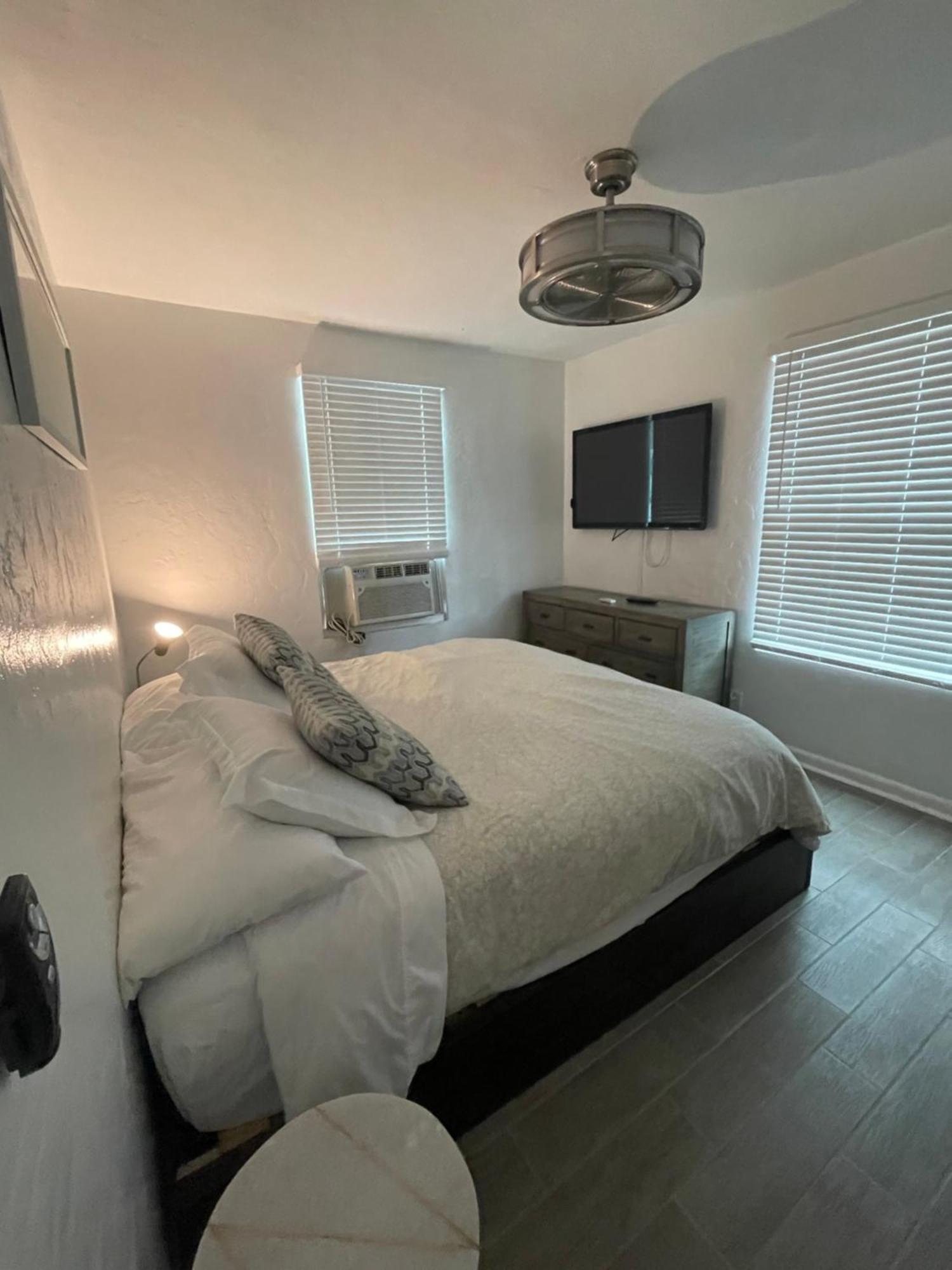City First Story Apartments & Cottage ฟอร์ต ลอเดอร์เดล ภายนอก รูปภาพ