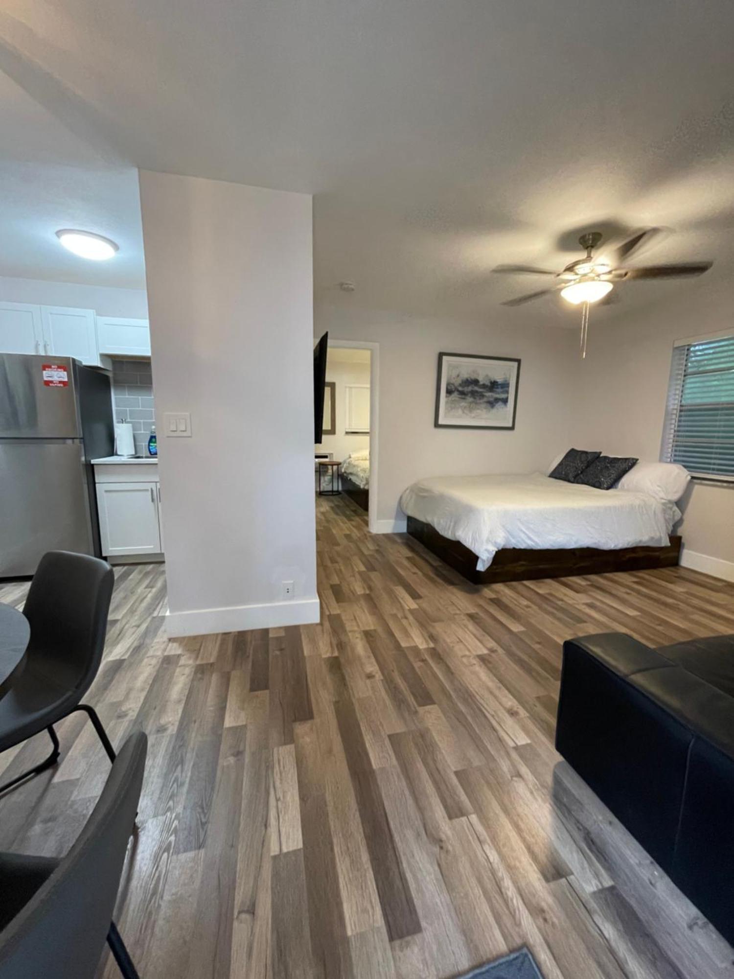 City First Story Apartments & Cottage ฟอร์ต ลอเดอร์เดล ภายนอก รูปภาพ